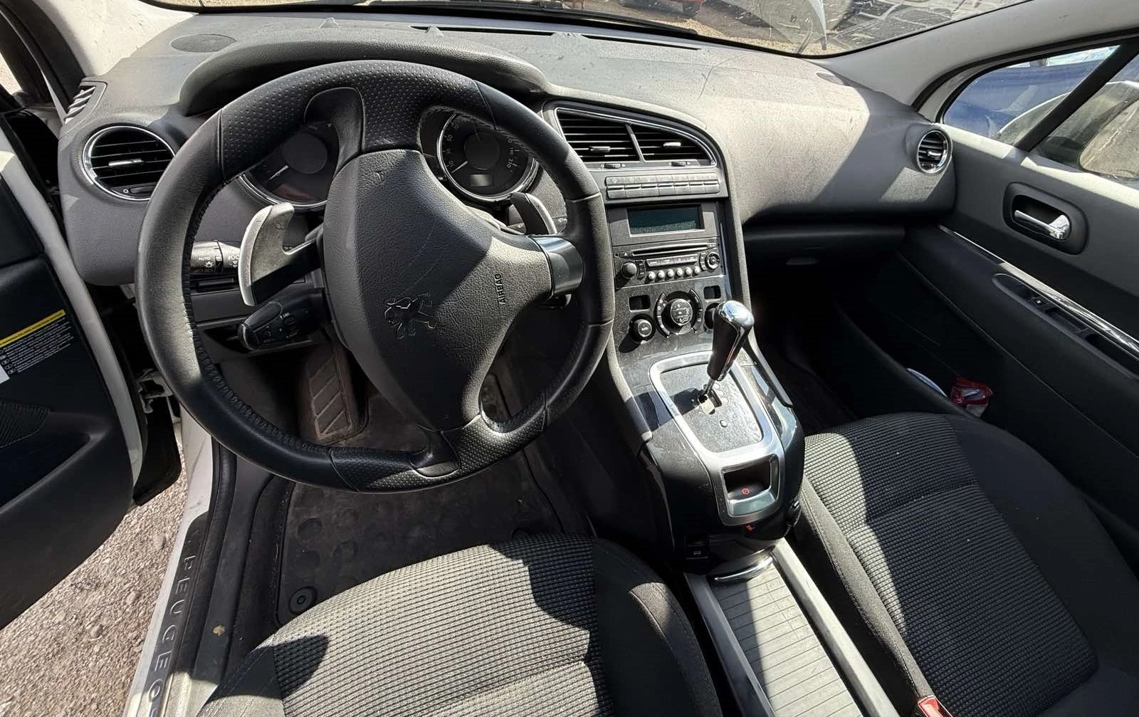 Peugeot 5008 1.6 HDI  - изображение 3