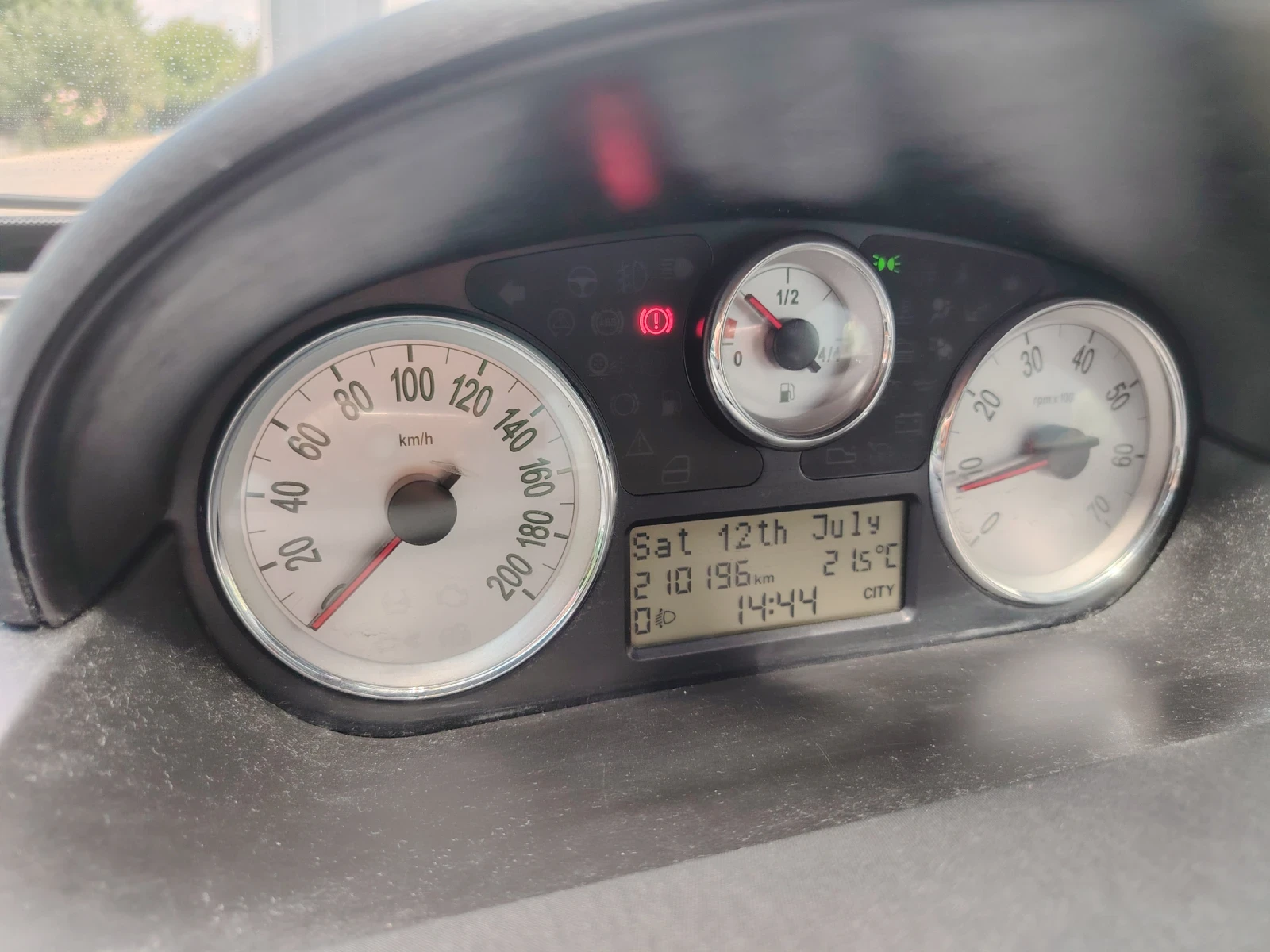 Lancia Ypsilon  - изображение 7
