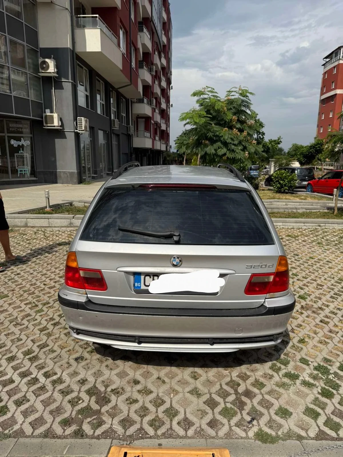 BMW 320  - изображение 2