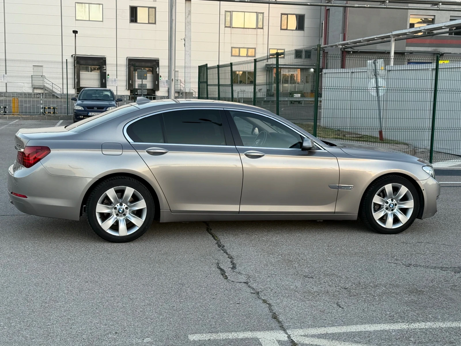 BMW 730 730d 258k.c. 4x4 FACE LIFT DIGITAL - изображение 5