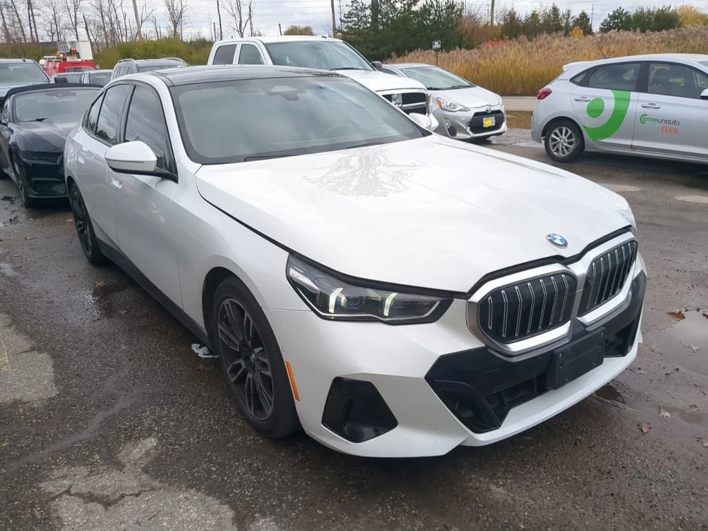 BMW 530 * 530I XDRIVE * CARFAX * БЕЗ ПЪРВОНАЧАЛНА ВНОСКА - изображение 2