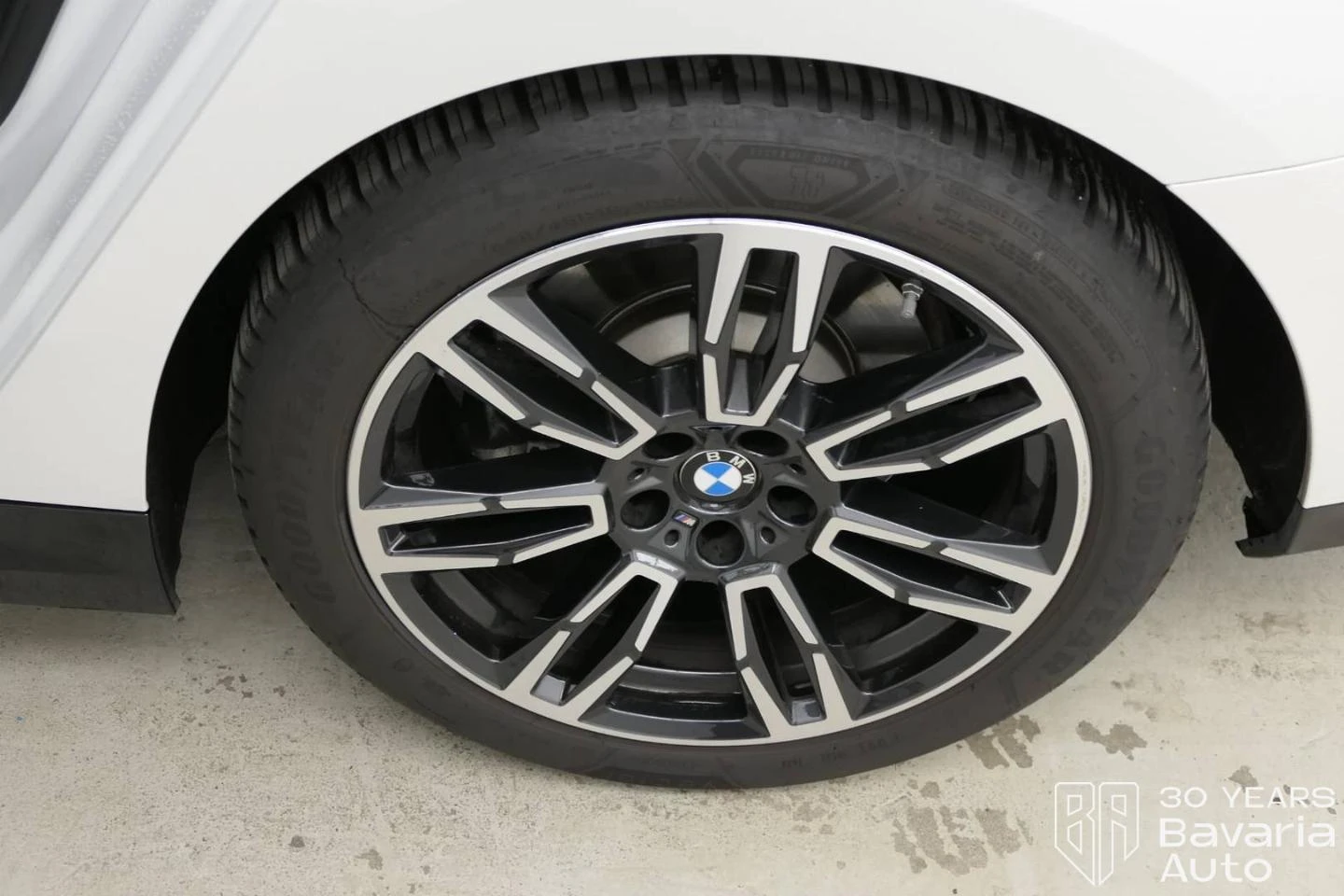 BMW 520 i Touring M Sport Paket Steptronic | Mobile.bg   14