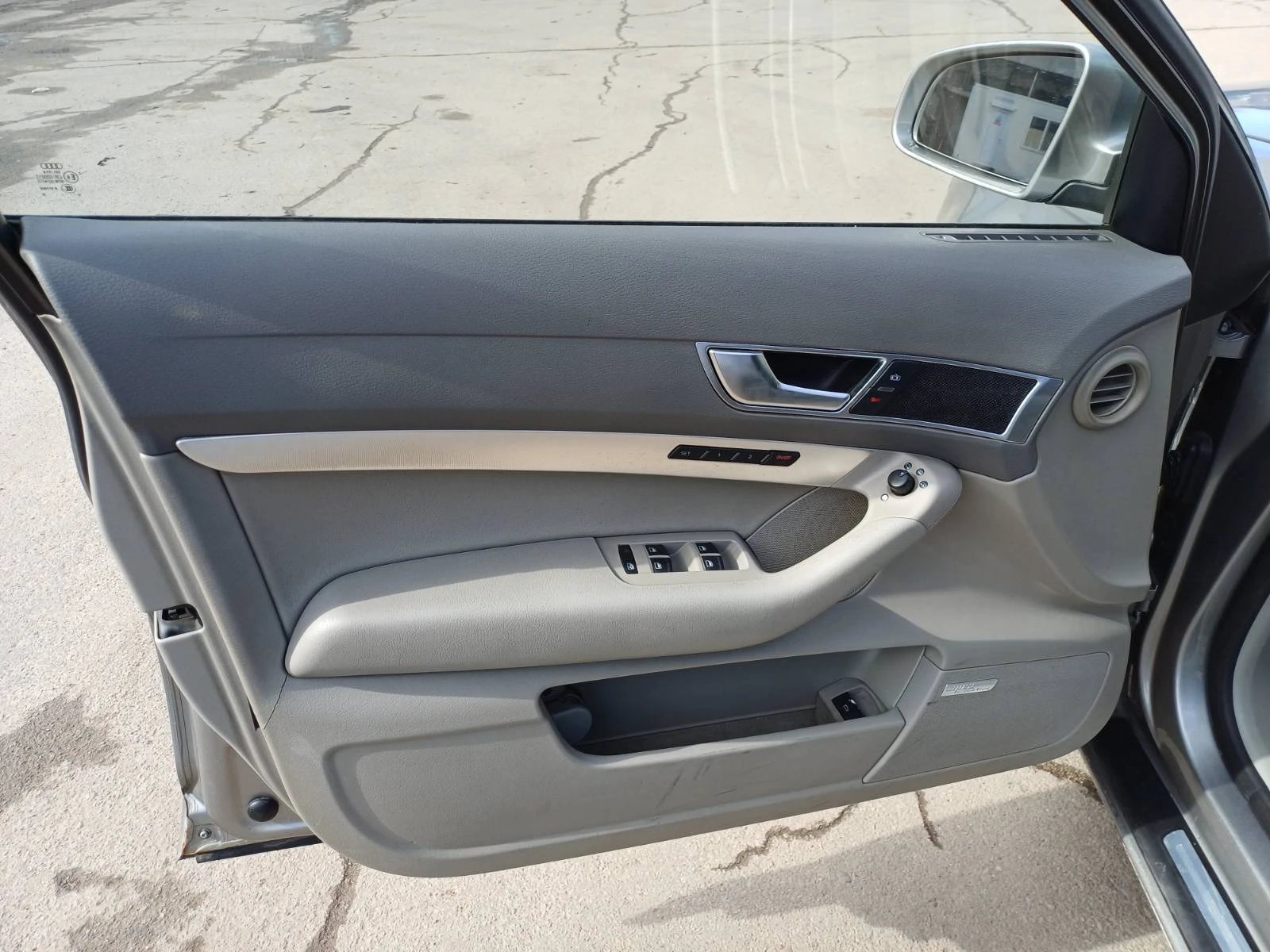 Audi A6 4.2i Quattro Avant S-Line, снимка 15 - Автомобили и джипове - 53723084