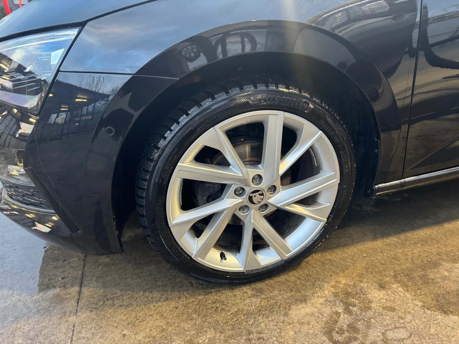 Skoda Scala 1, 5 бензин, снимка 15 - Автомобили и джипове - 53746621