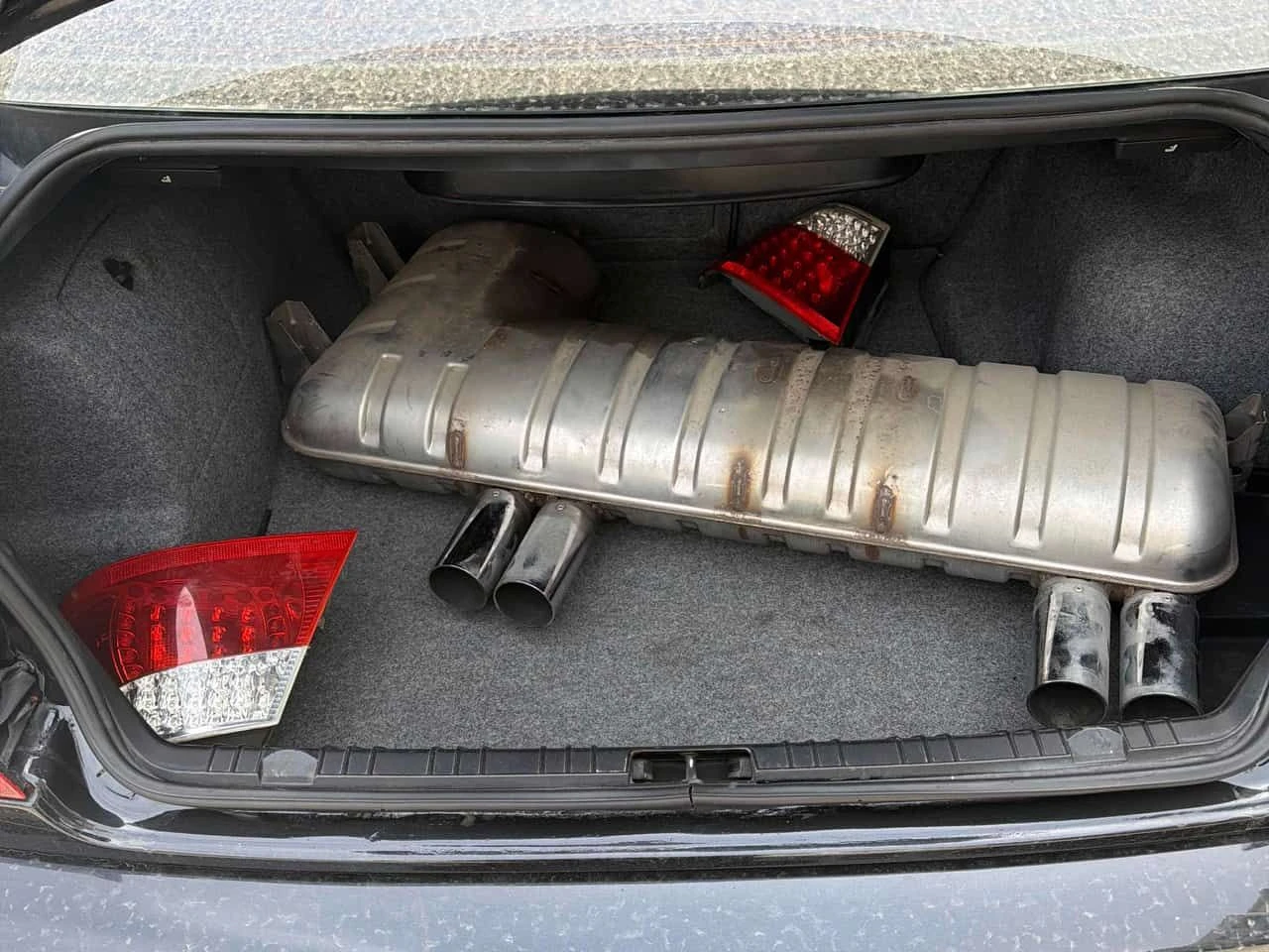 BMW M3 CARFAX, снимка 10 - Автомобили и джипове - 53971775