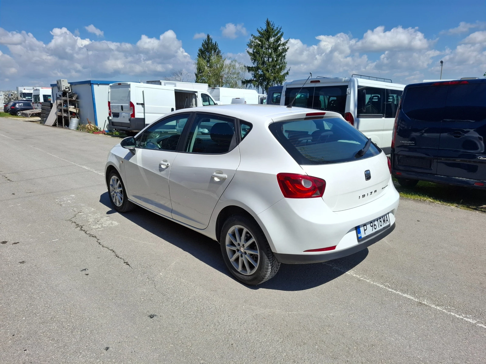 Seat Ibiza 1.2i 105кс., снимка 4 - Автомобили и джипове - 54377449