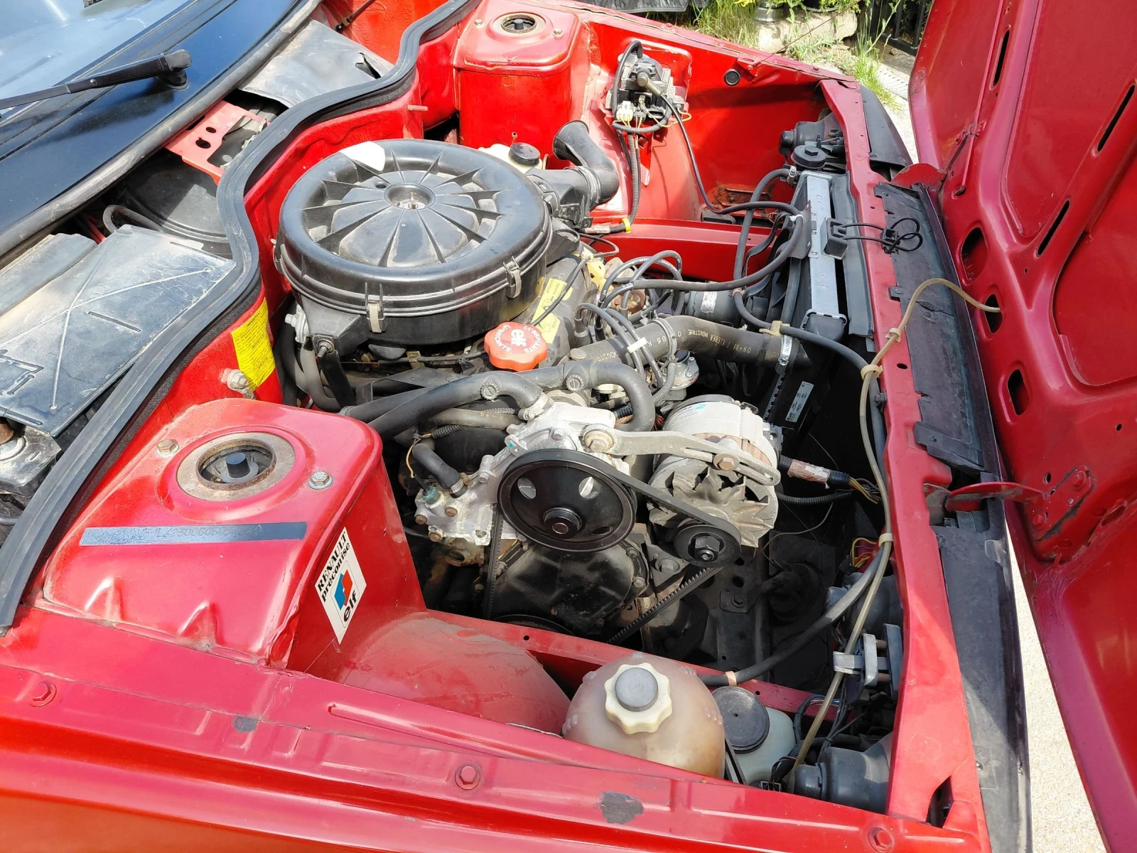 Renault 9 1.4, снимка 9 - Автомобили и джипове - 54804011
