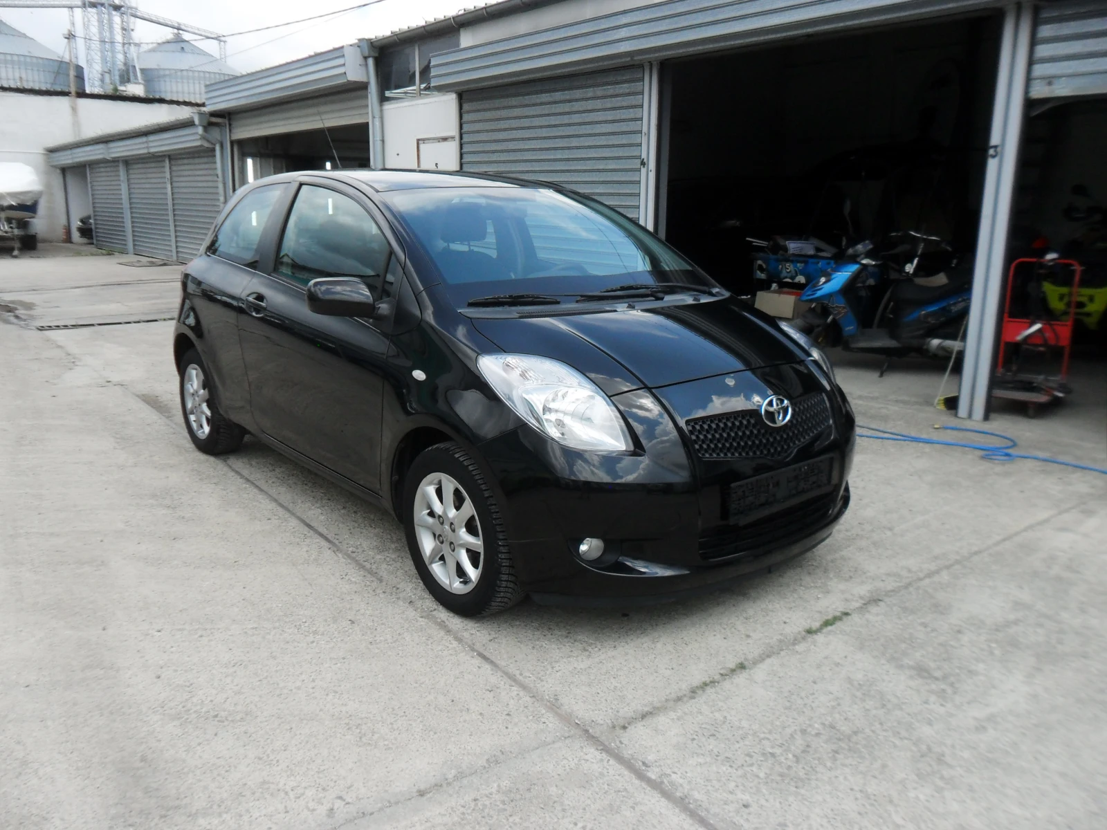 Toyota Yaris 1, 3-VVTI-KLIMATIK-ITALY | Mobile.bg � ����������� 3