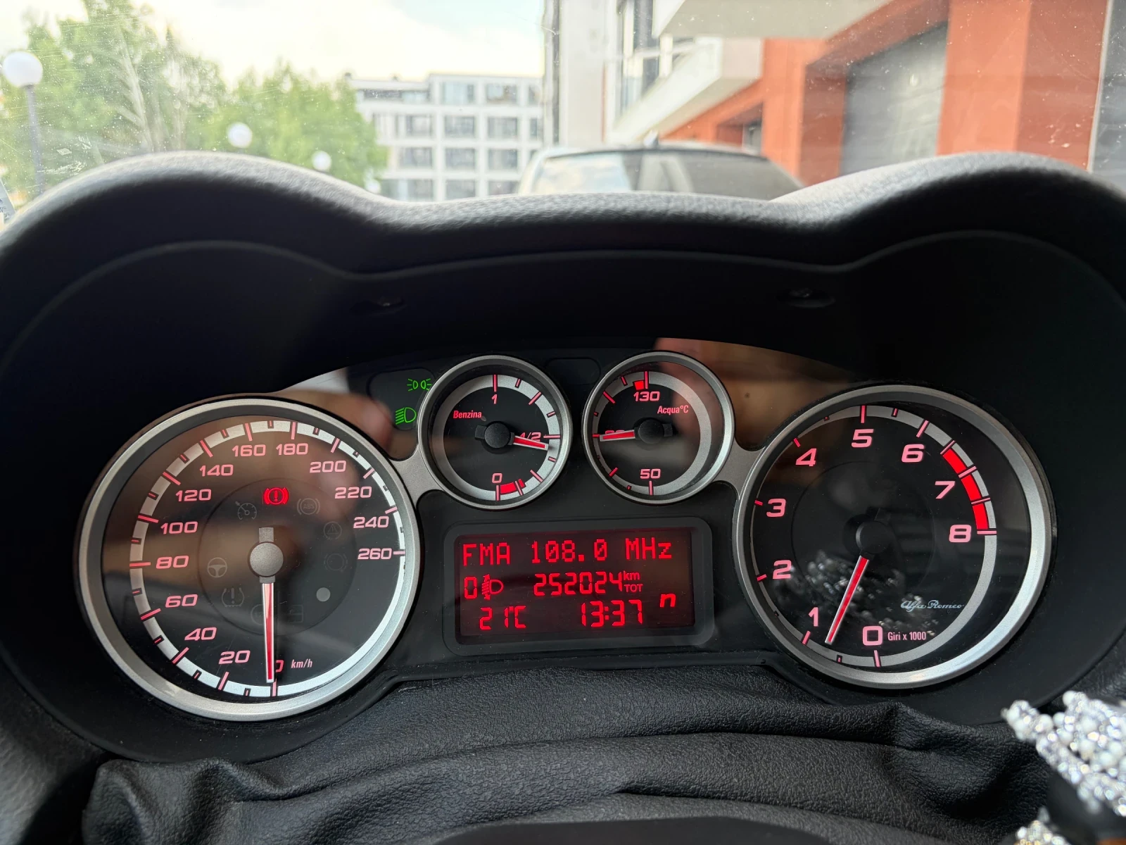 Alfa Romeo MiTo 1.4 бензин , снимка 13 - Автомобили и джипове - 55069618