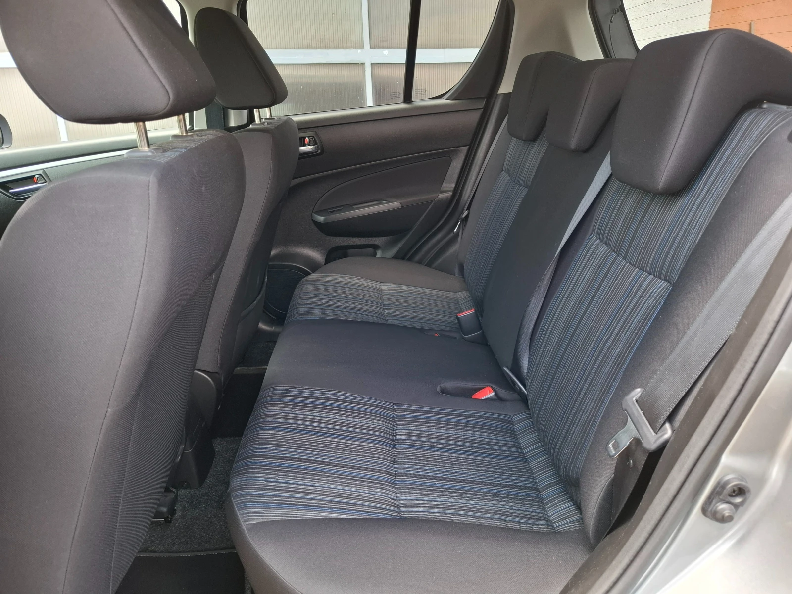 Suzuki Swift 1.2i-АВТОМАТИК-SWISS, снимка 10 - Автомобили и джипове - 55179913