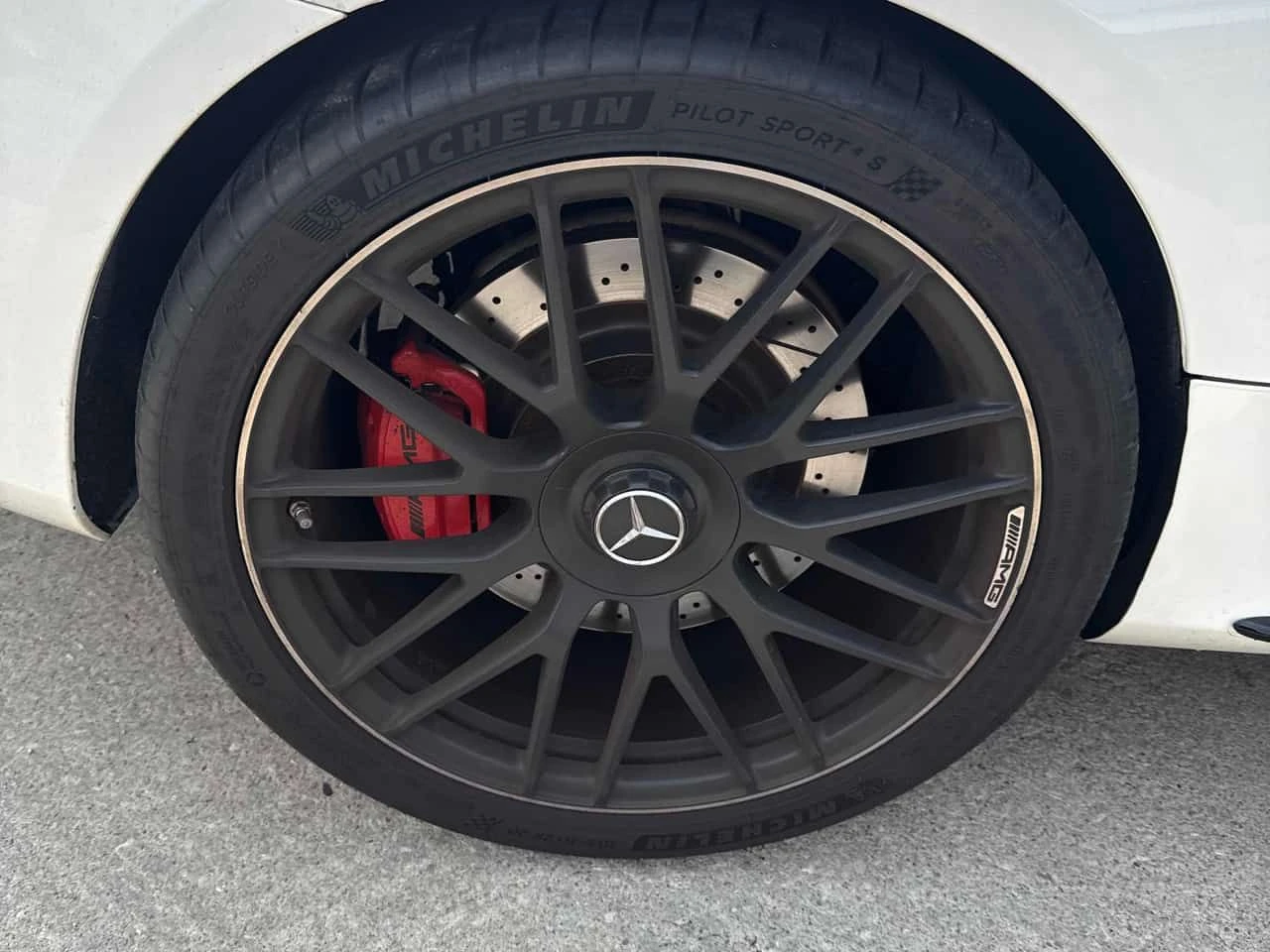 Mercedes-Benz AMG GT C * 63 S * CARFAX * БЕЗ ПЪРВОНАЧАЛНА ВНОСКА, снимка 7 - Автомобили и джипове - 55331444