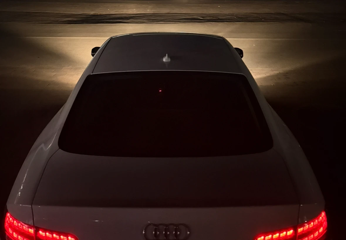 Audi A5 S-Line 2.0 TFSI Ниски километри!, снимка 4 - Автомобили и джипове - 55380039