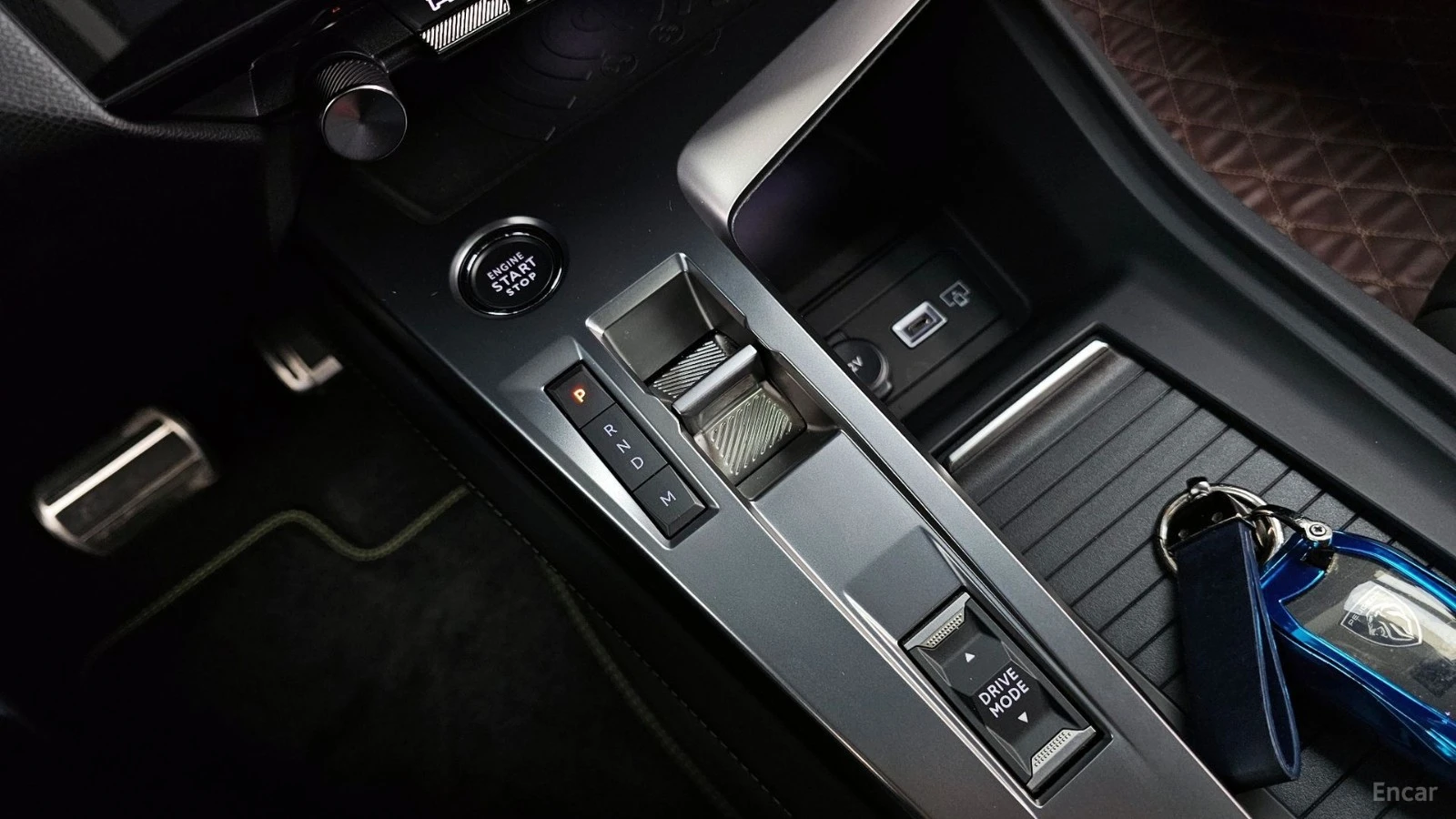 Peugeot 408 GT* КАМЕРА* ПОДГРЕВ* ПАНОРАМА, снимка 9 - Автомобили и джипове - 55606654