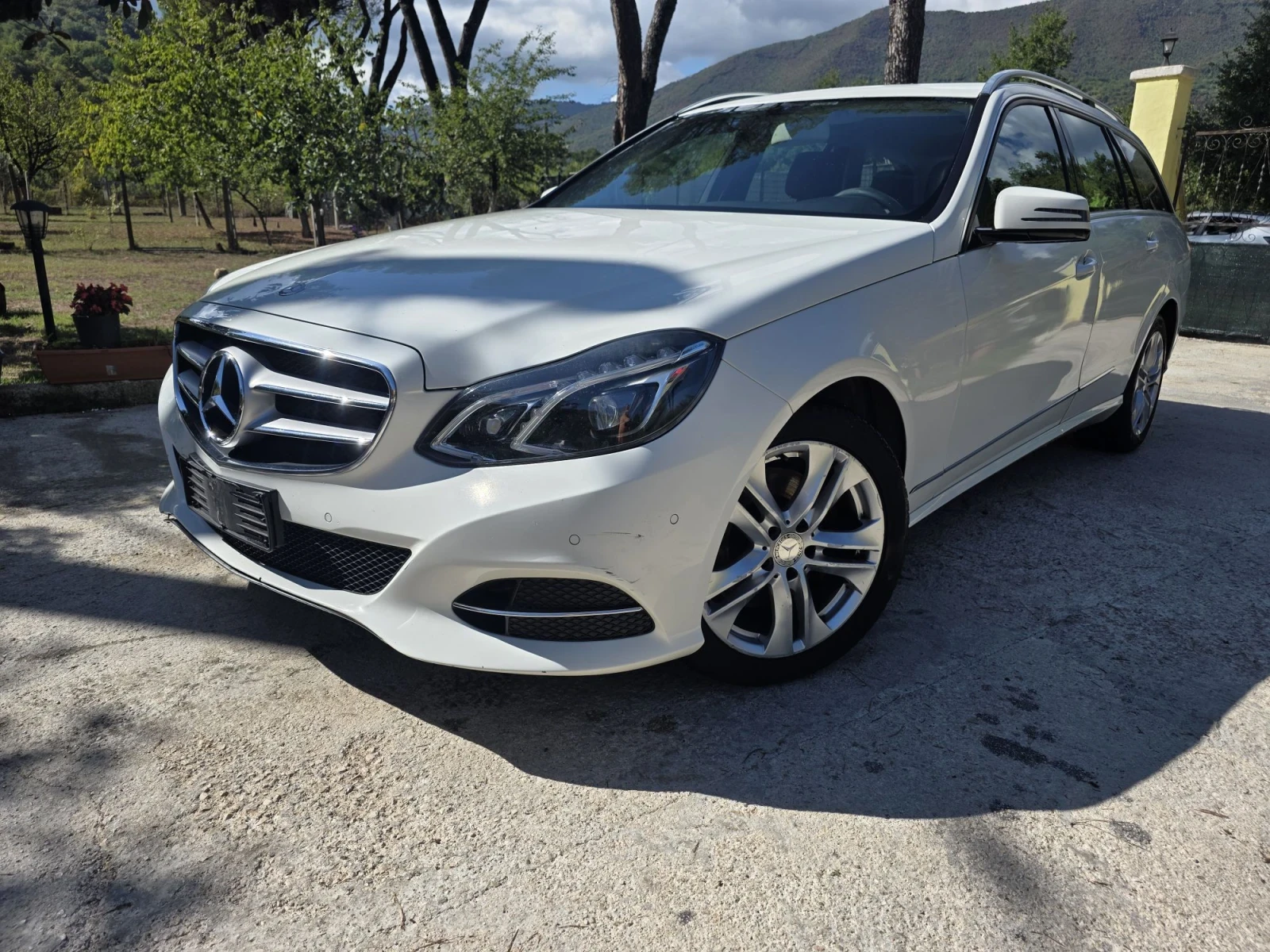 Mercedes-Benz E 350, снимка 4 - Автомобили и джипове - 56222887