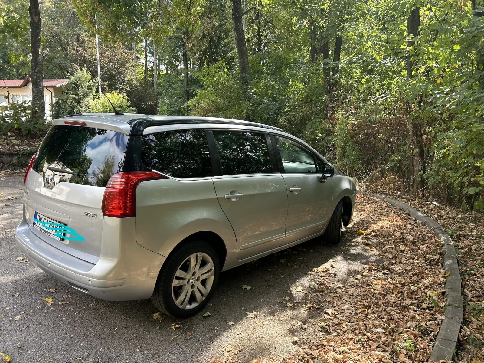 Peugeot 5008, снимка 4 - Автомобили и джипове - 56270489