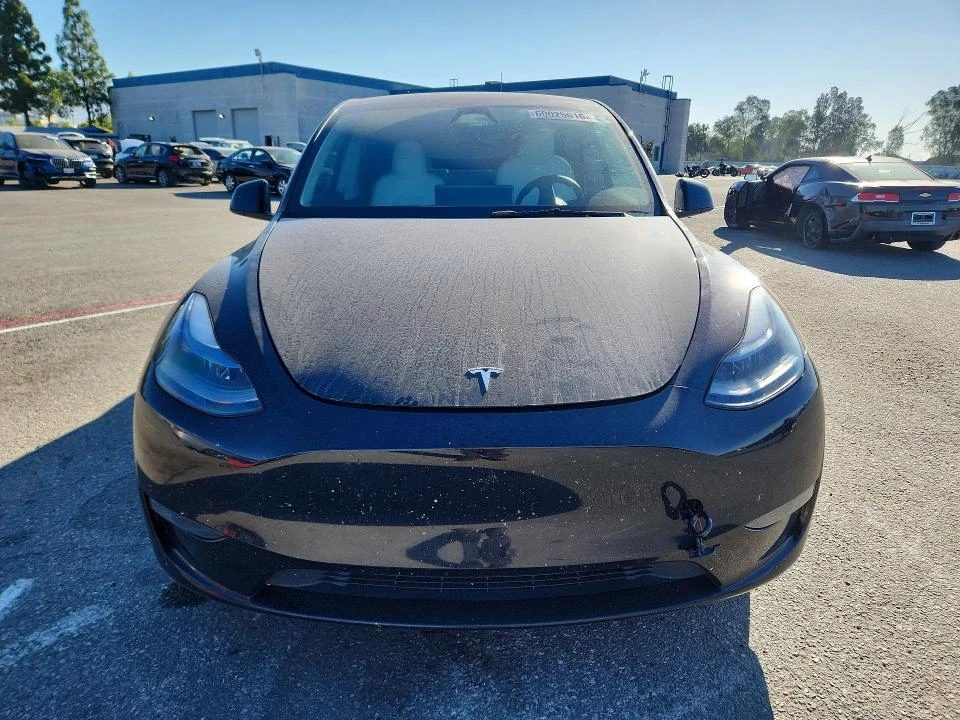 Tesla Model Y AWD Long Range / Carfax / ���������� | Mobile.bg � ����������� 5