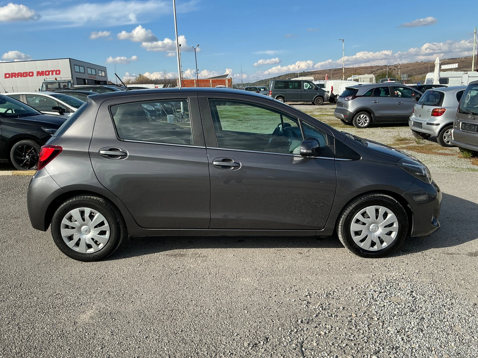 Toyota Yaris 1.4 D4D, снимка 5 - Автомобили и джипове - 56645060