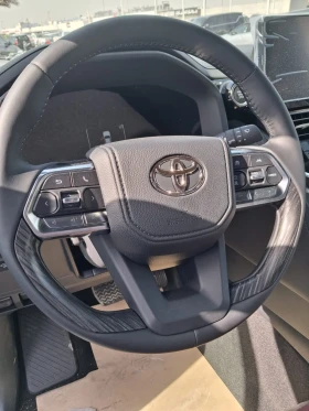 Toyota Land cruiser 300 VX-R 3.3L V6 Turbo-Diesel 303HP / FULL, снимка 9