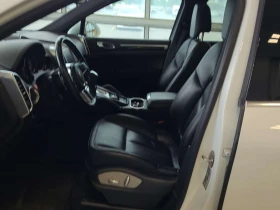 Porsche Cayenne AWD/CARFAX/Подгрев/Панорама/2 ключа , снимка 6