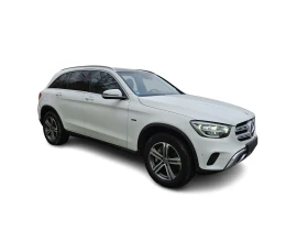  Mercedes-Benz GLC 30...