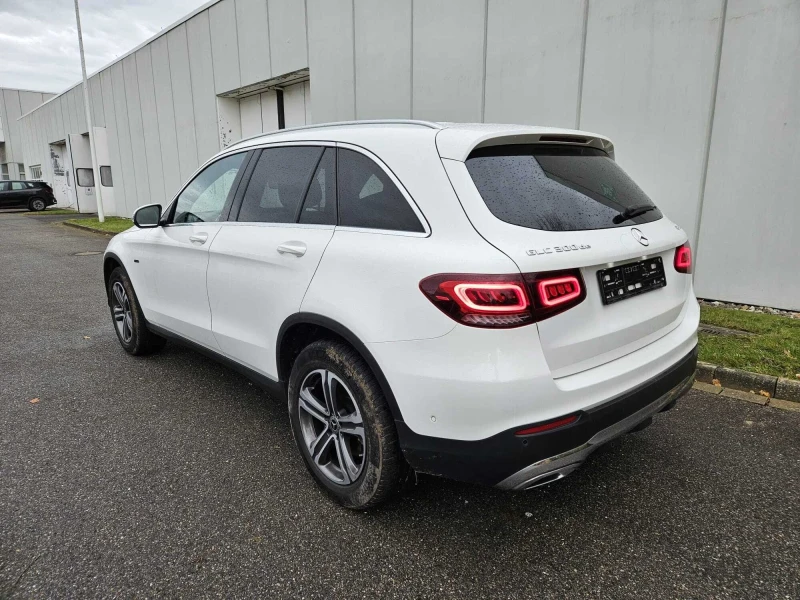 Mercedes-Benz GLC 300 306коня хибрид 4 matic, снимка 4 - Автомобили и джипове - 48344376