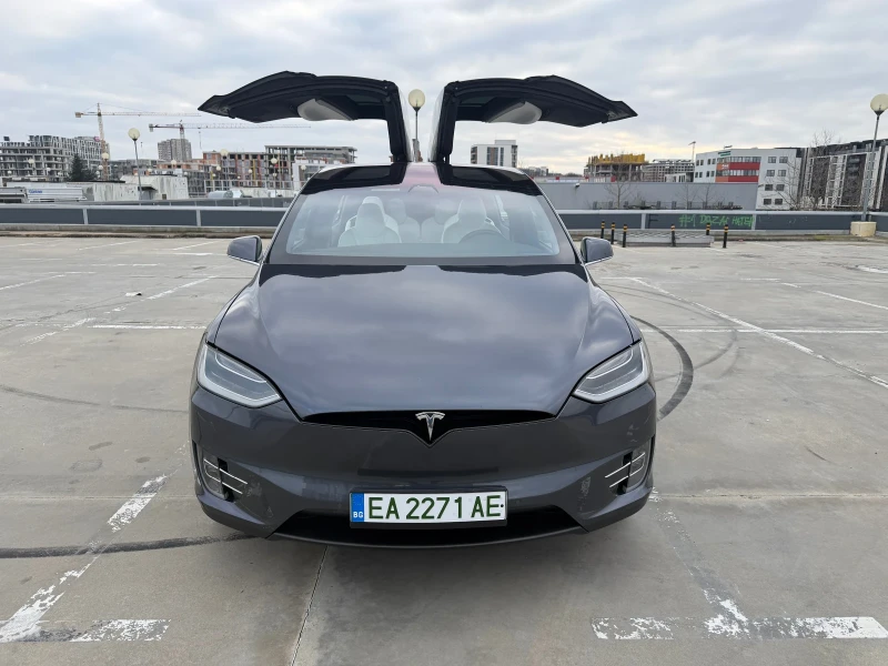 Tesla Model X 75D, снимка 4 - Автомобили и джипове - 53446309