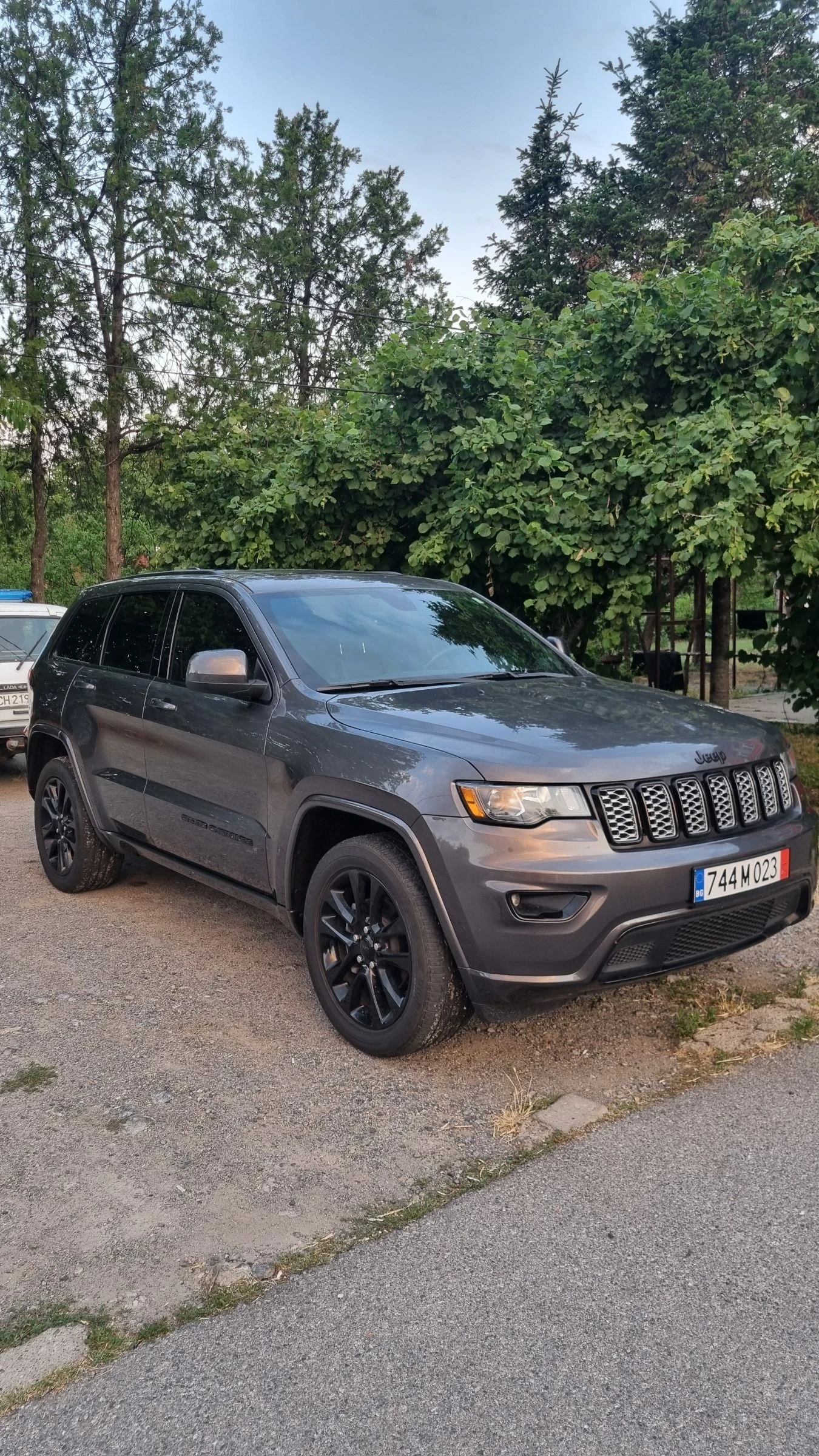 Jeep Grand cherokee Altitude 3.6 - изображение 2
