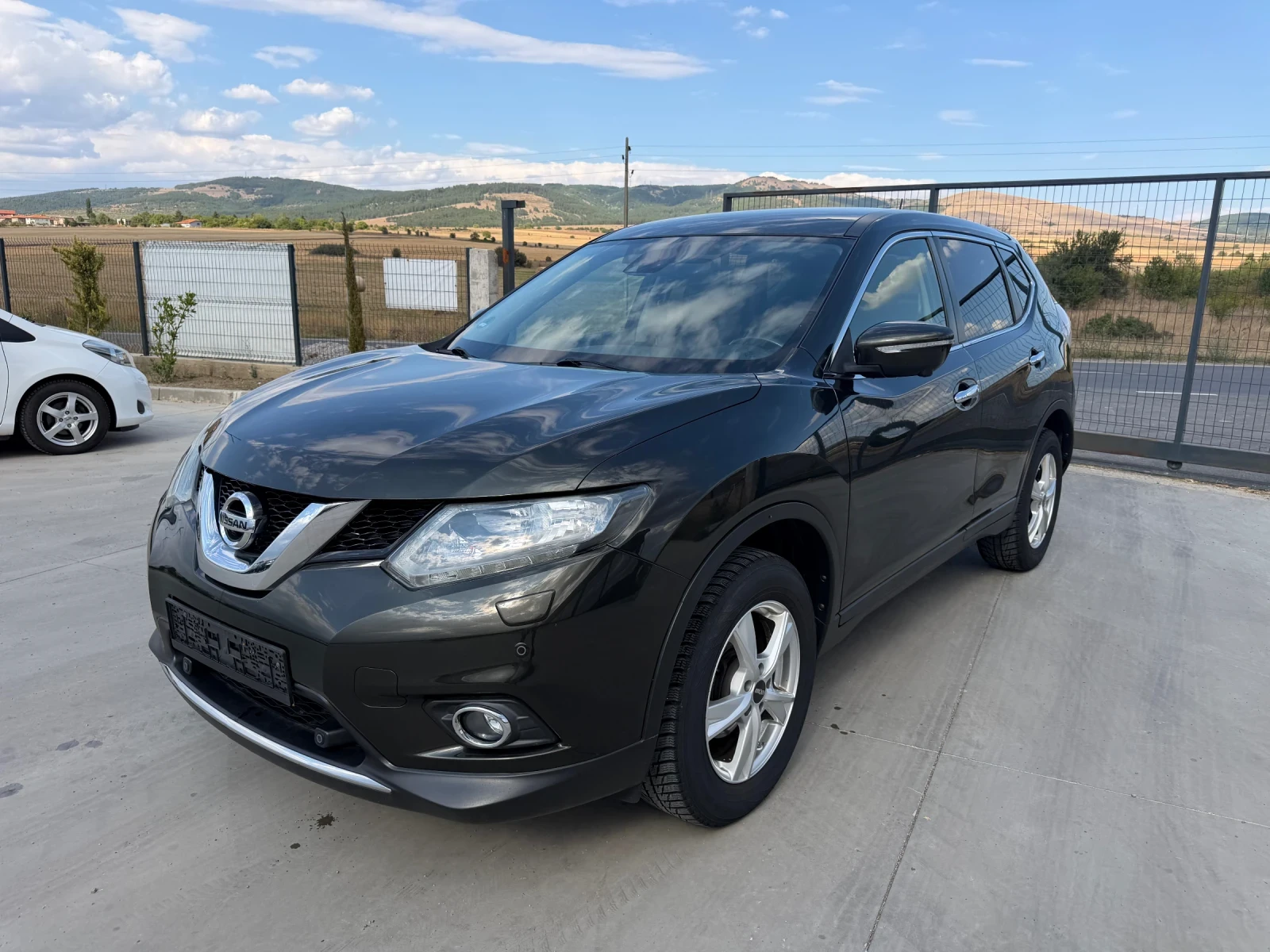 Nissan X-trail 1.6TD/131hp/2015g/Kamera360/Podgrev/4х4/Euro6