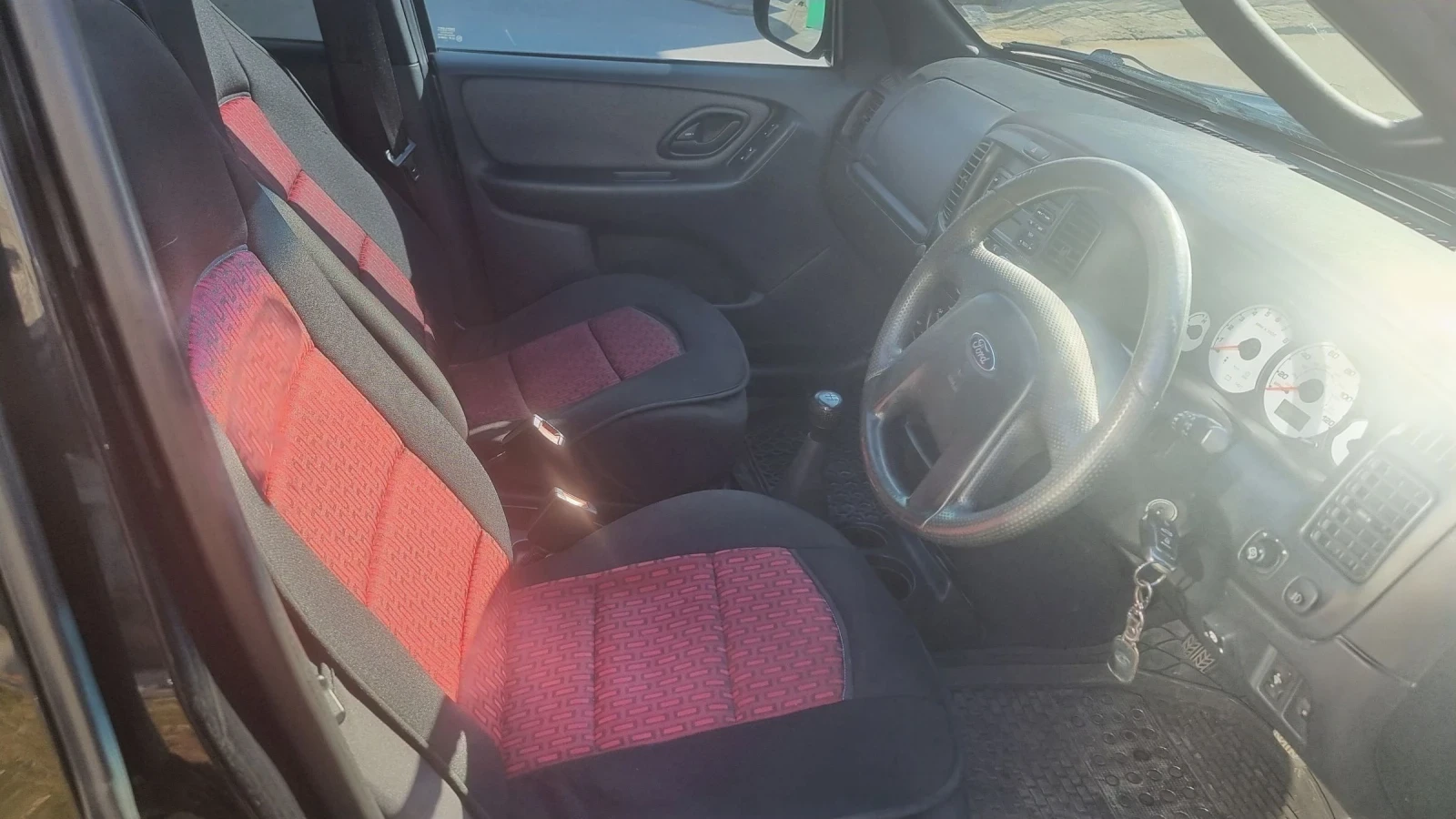 Ford Maverick, снимка 9 - Автомобили и джипове - 53754205