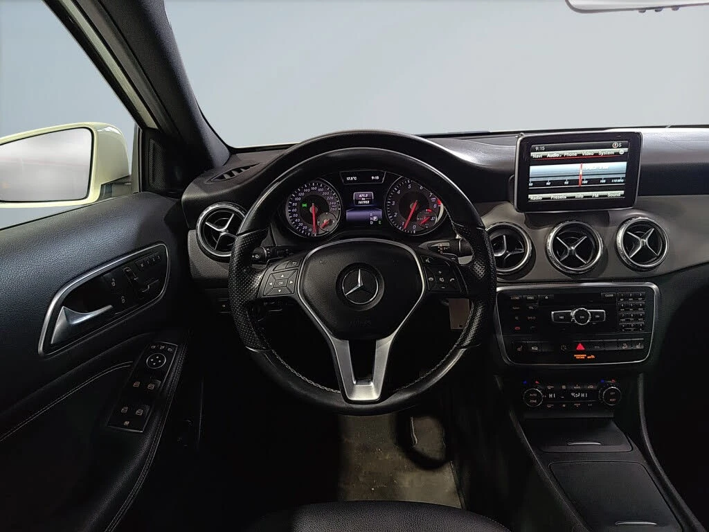 Mercedes-Benz GLC 250 4MATIC АвтоКредит (ЦЕНА ДО БГ), снимка 11 - Автомобили и джипове - 53987313
