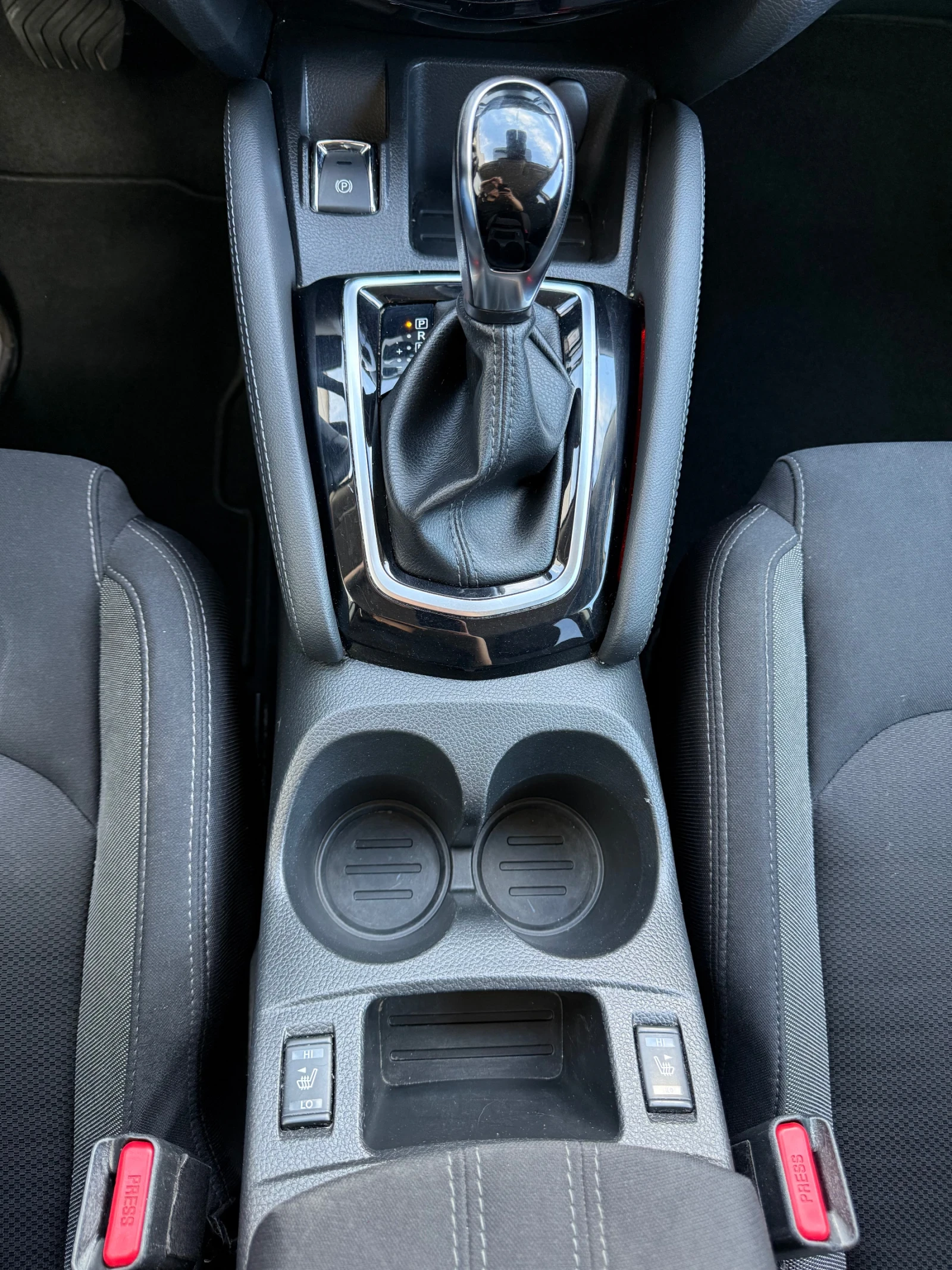 Nissan Qashqai 1.2 DIG-T* 122 605KM* SERVICE BOOK* COC* KTEO*  | Mobile.bg � ����������� 14