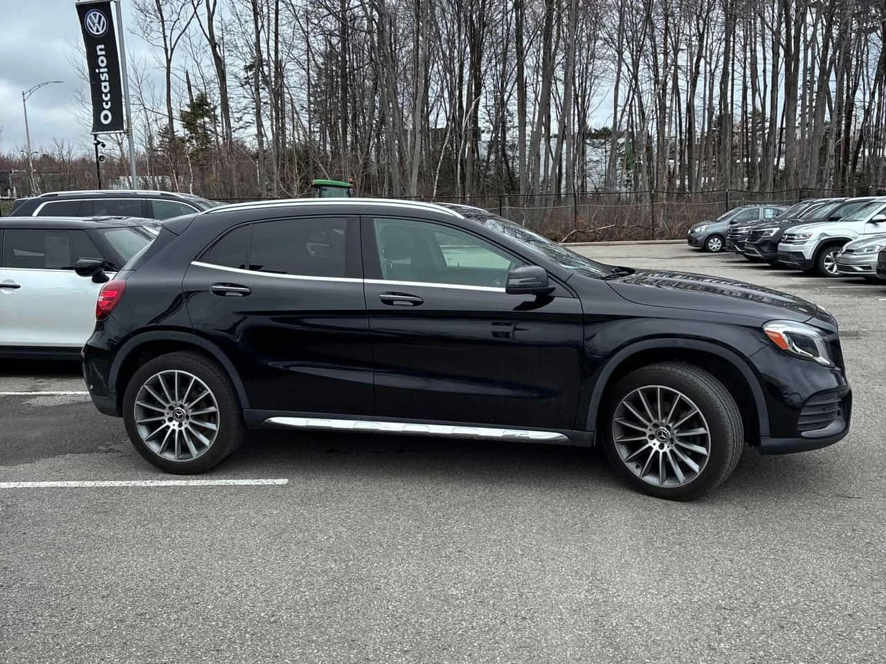 Mercedes-Benz GLA 250 /CAMERA/ПОДГРЕВИ/КЛИП НА МОТОРА , снимка 3 - Автомобили и джипове - 54378414