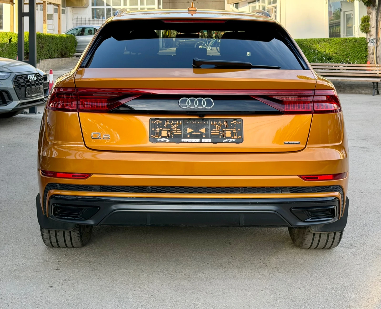 Audi Q8 55TFSI Progressiv S-Line, снимка 5 - Автомобили и джипове - 54415085