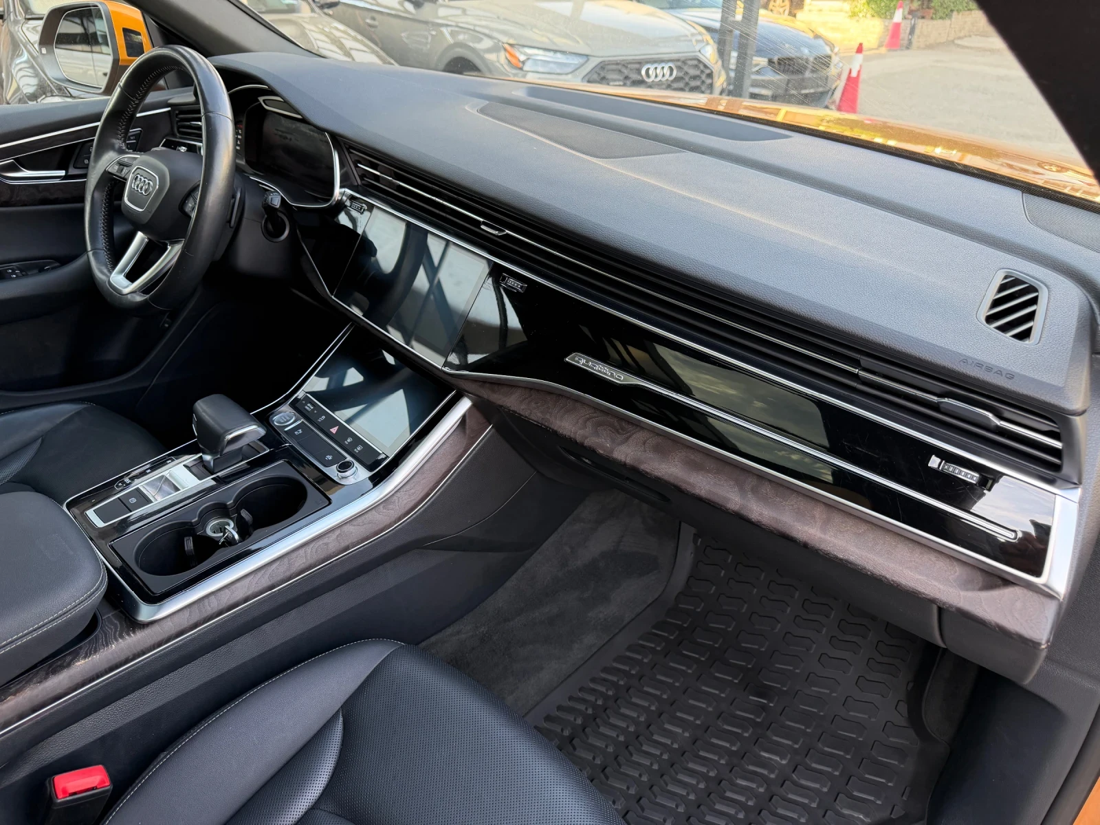 Audi Q8 55TFSI Progressiv S-Line, снимка 14 - Автомобили и джипове - 54415085