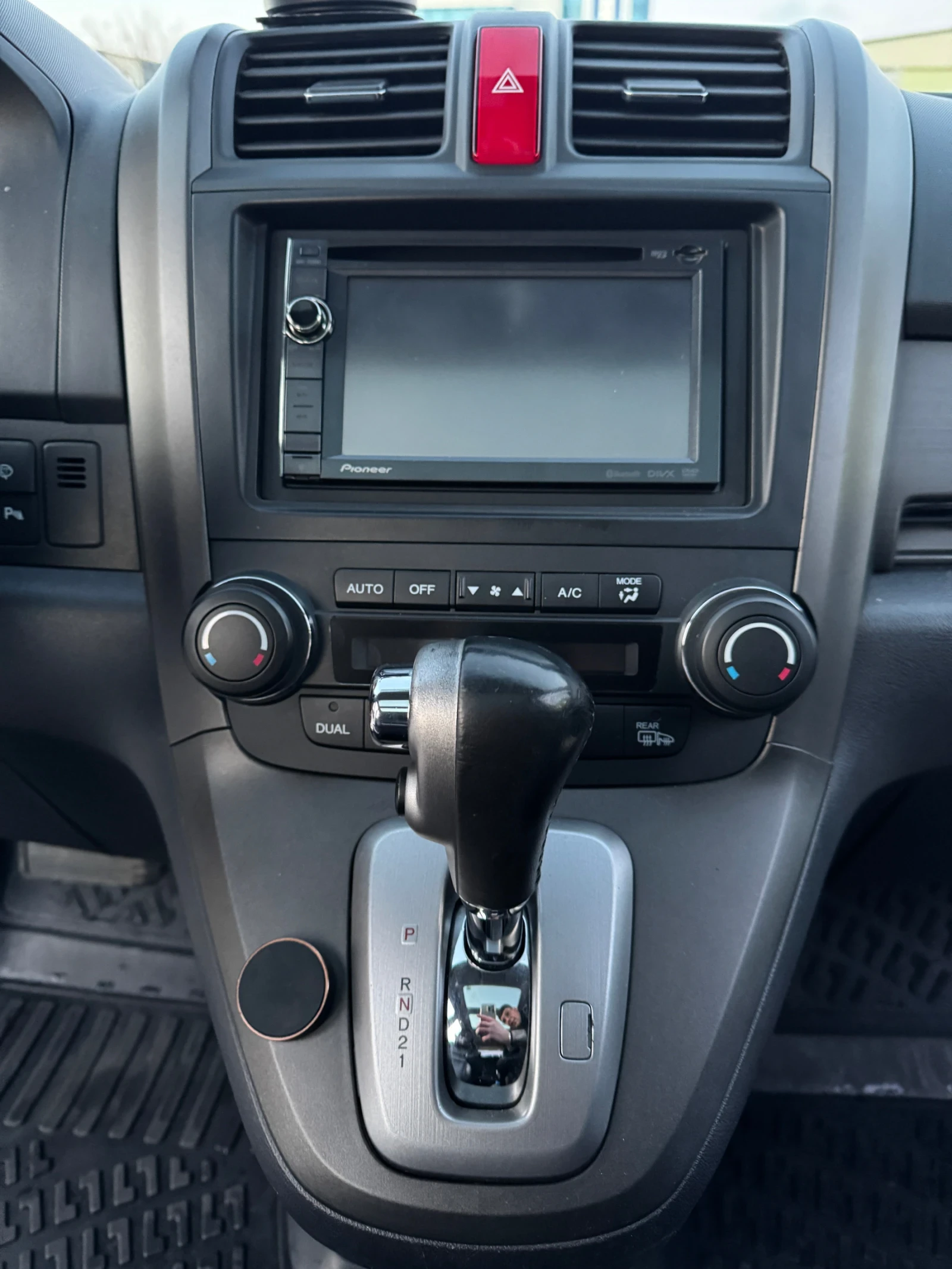 Honda Cr-v 2.2 I-DTEC, снимка 9 - Автомобили и джипове - 54569338