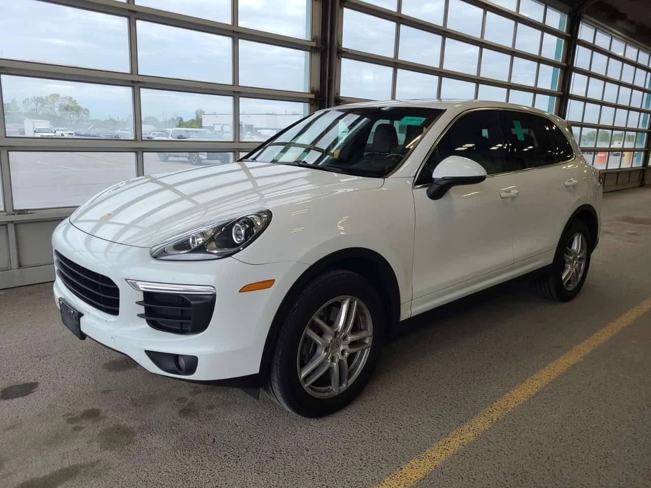 Porsche Cayenne AWD/CARFAX/Подгрев/Панорама/2 ключа , снимка 2 - Автомобили и джипове - 54760761