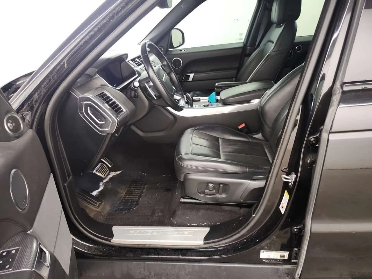 Land Rover Range Rover Sport HSE DYNAMIC| ОБДУХВАНЕ| ПАМЕТ| 2 КЛЮЧА| , снимка 8 - Автомобили и джипове - 54790789