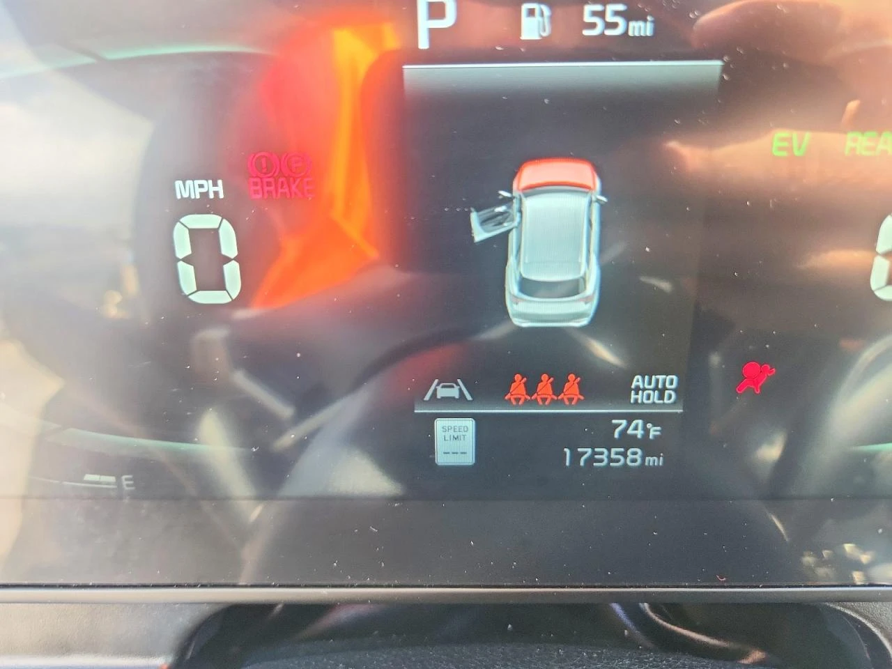 Kia Sportage HYBRID* AWD* КОЖА* ПОДГРЕВ* КАМЕРА* LED* , снимка 9 - Автомобили и джипове - 55526085