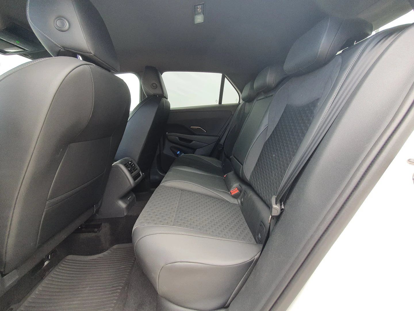 VW T-Roc | Mobile.bg � ����������� 9