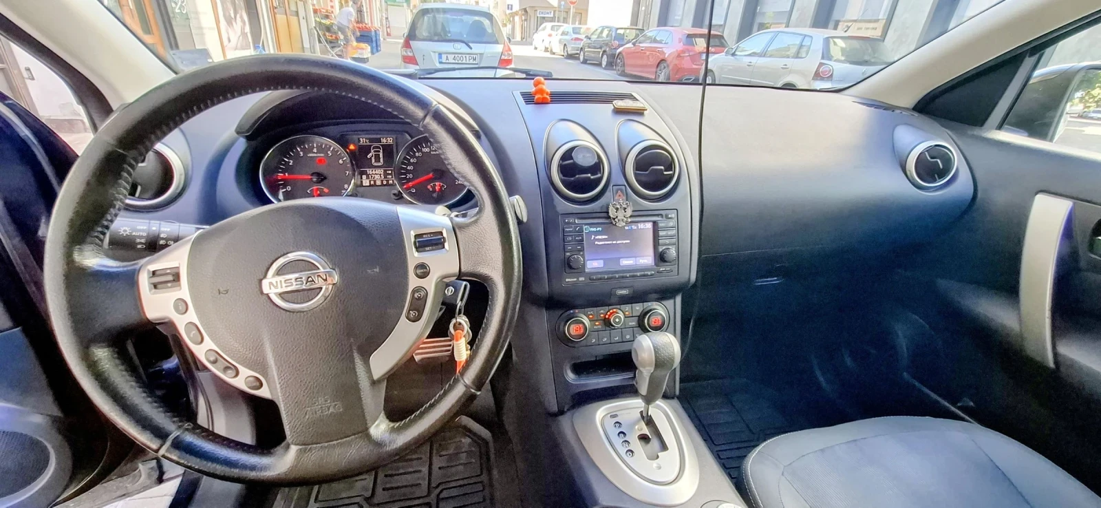 Nissan Qashqai, снимка 11 - Автомобили и джипове - 55770800