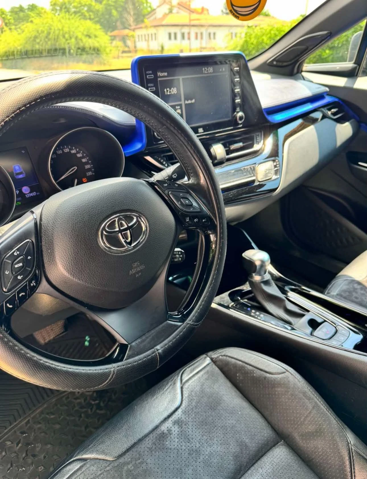 Toyota C-HR, снимка 4 - Автомобили и джипове - 56127977