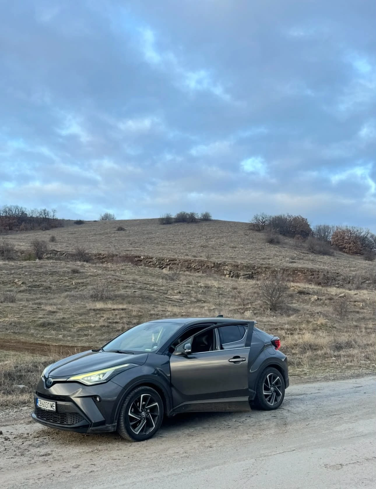 Toyota C-HR, снимка 2 - Автомобили и джипове - 56127977