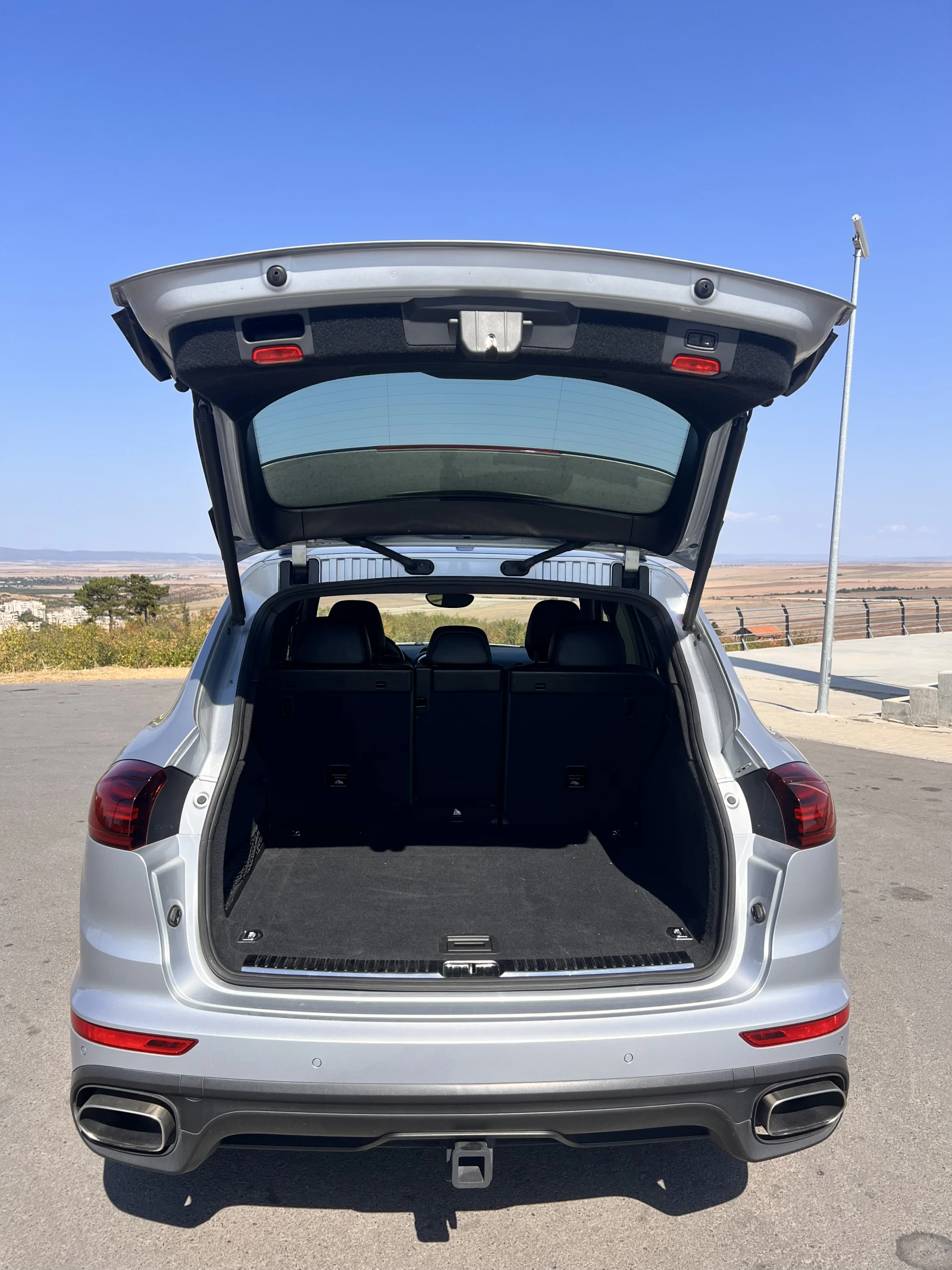Porsche Cayenne Platinum Edition 3.6 Бензин, снимка 16 - Автомобили и джипове - 56156616