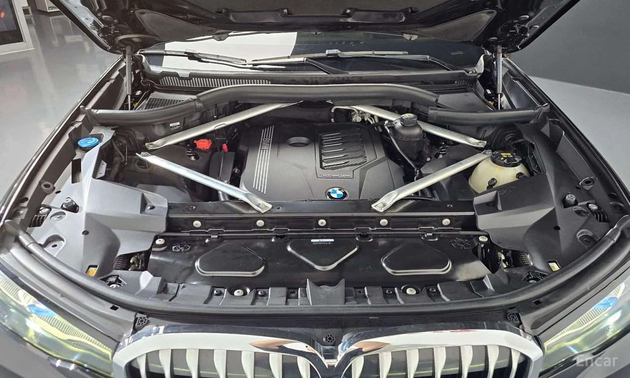 BMW X7 xDrive 40i Design Pure Excellence 6-Seater | Mobile.bg � ����������� 6