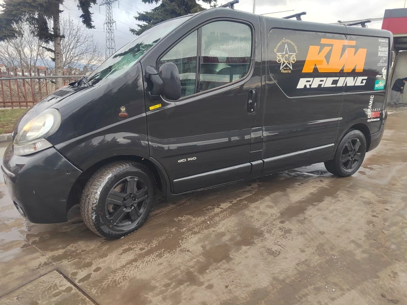 Renault Trafic 2.5д(140кс) КЛИМАТИК, снимка 2 - Бусове и автобуси - 48173593