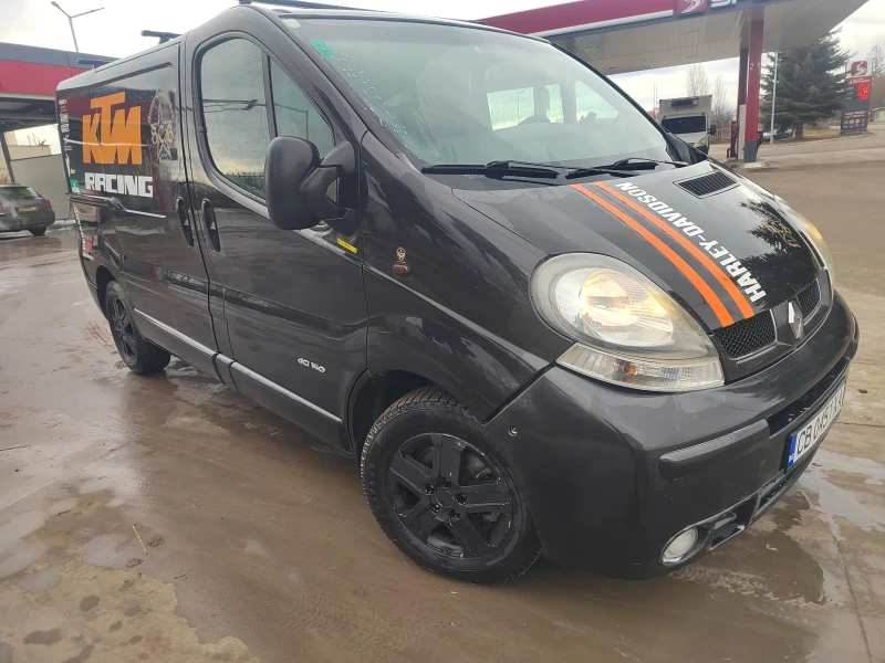 Renault Trafic 2.5д(140кс) КЛИМАТИК, снимка 1 - Бусове и автобуси - 48173593