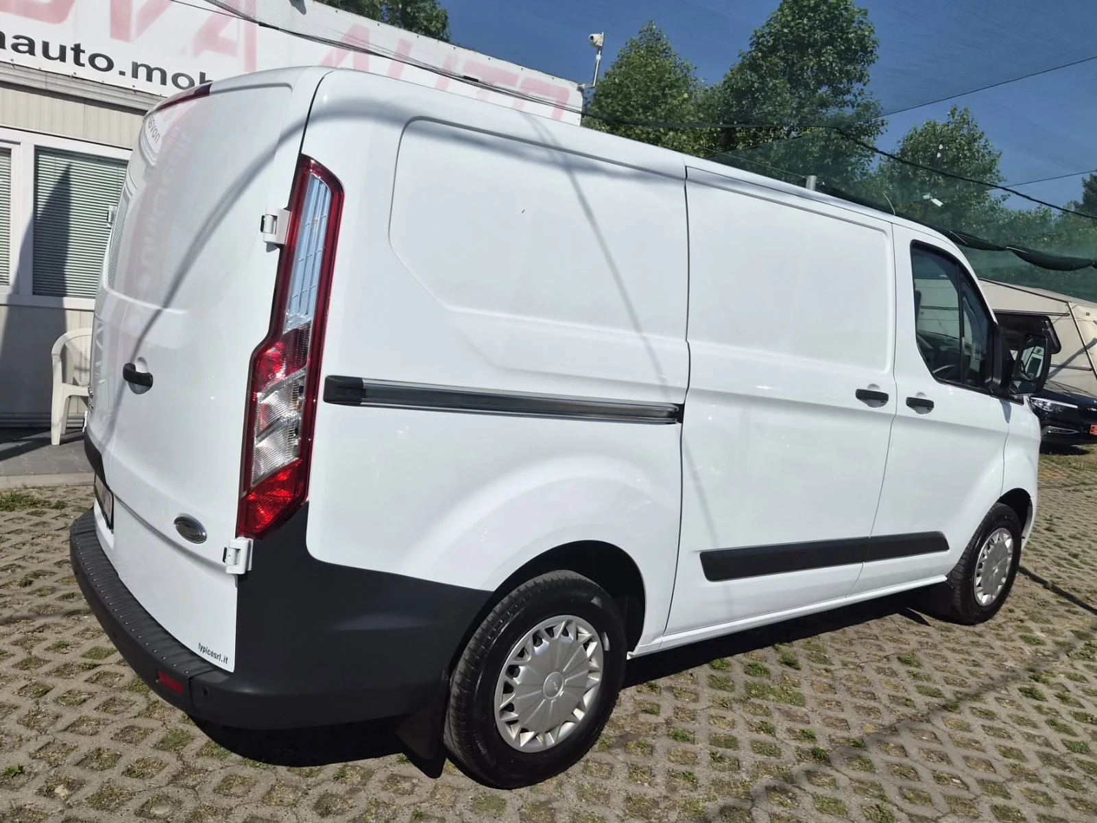 Ford Transit Custom 2.2D-125кс-228.000км-СУПЕР СУПЕР СЪСТОЯНИЕ, снимка 4 - Бусове и автобуси - 55229306