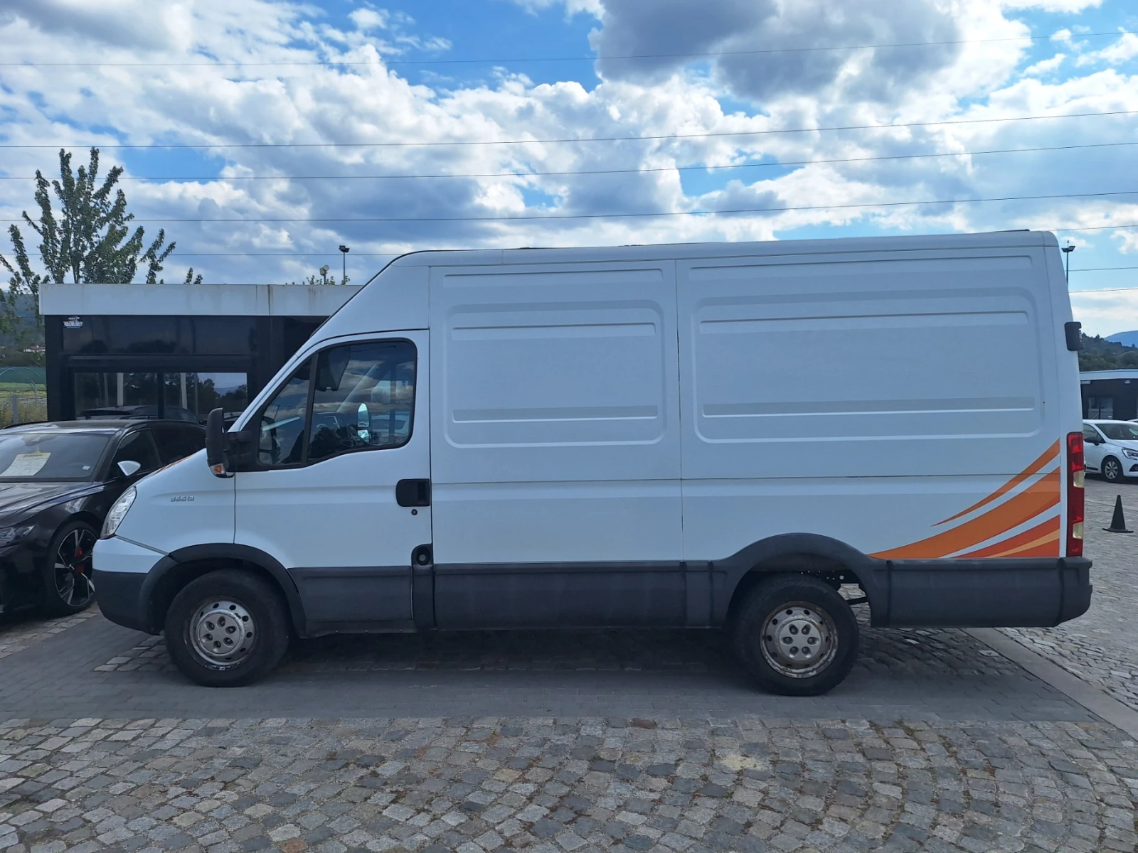 Iveco Daily 2.3/ 126к.с. / БЕЗ КЛИМАТИК, снимка 7 - Бусове и автобуси - 55735266