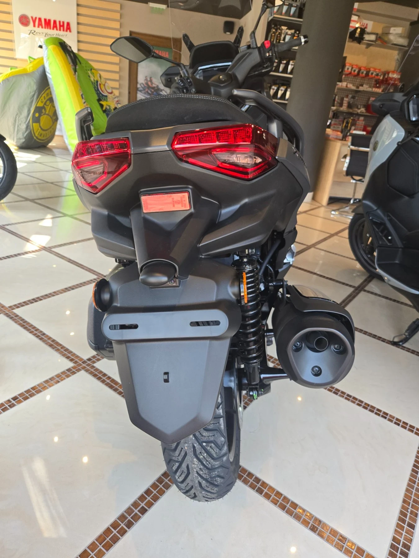 Yamaha X-max TechMax+ , снимка 12 - Мотоциклети и мототехника - 53889966