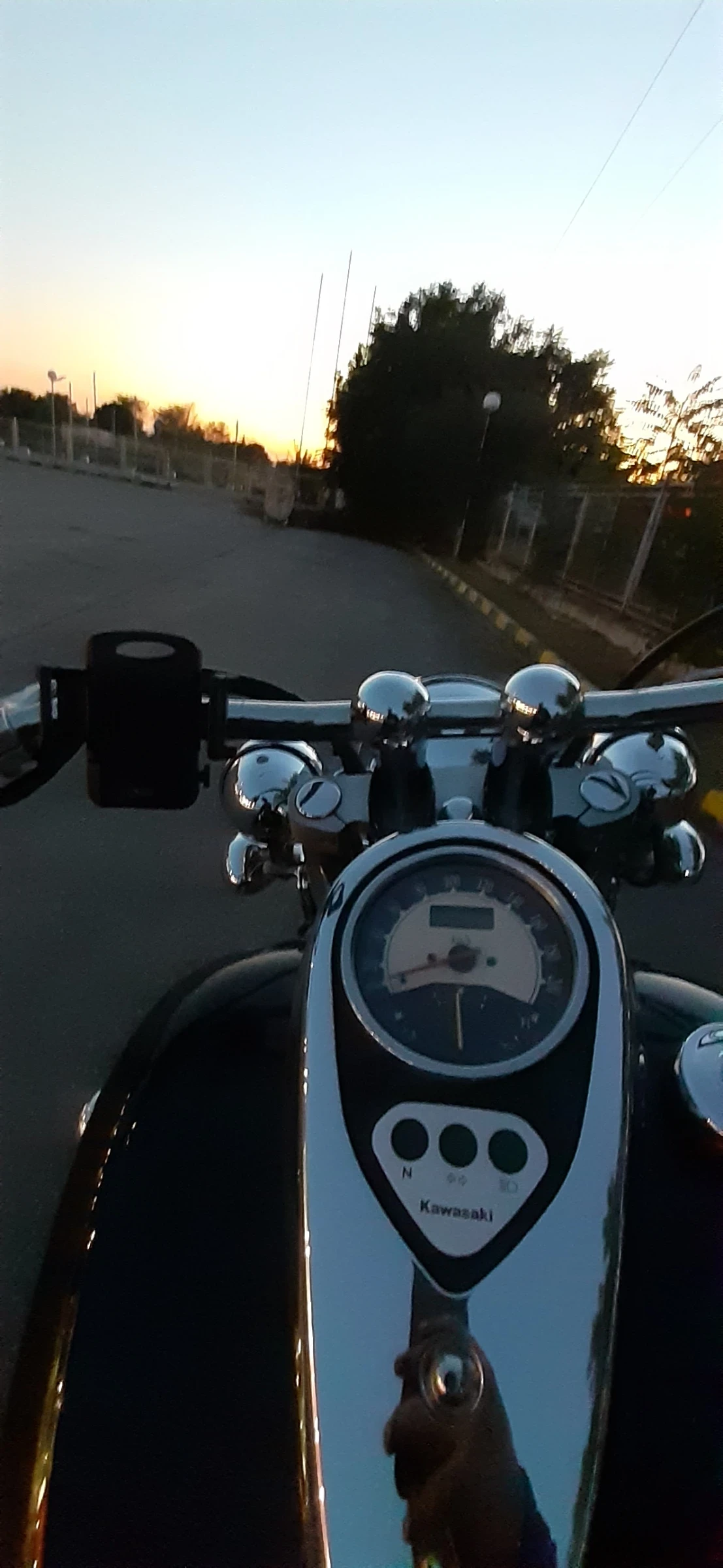 Kawasaki Vn 900 classic, снимка 9 - Мотоциклети и мототехника - 54528360